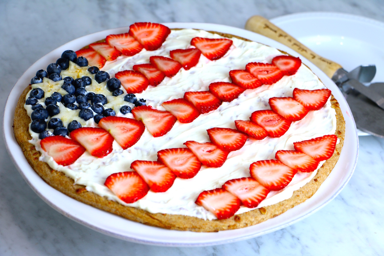 4th-of-july-fruit-pizza-flatbread