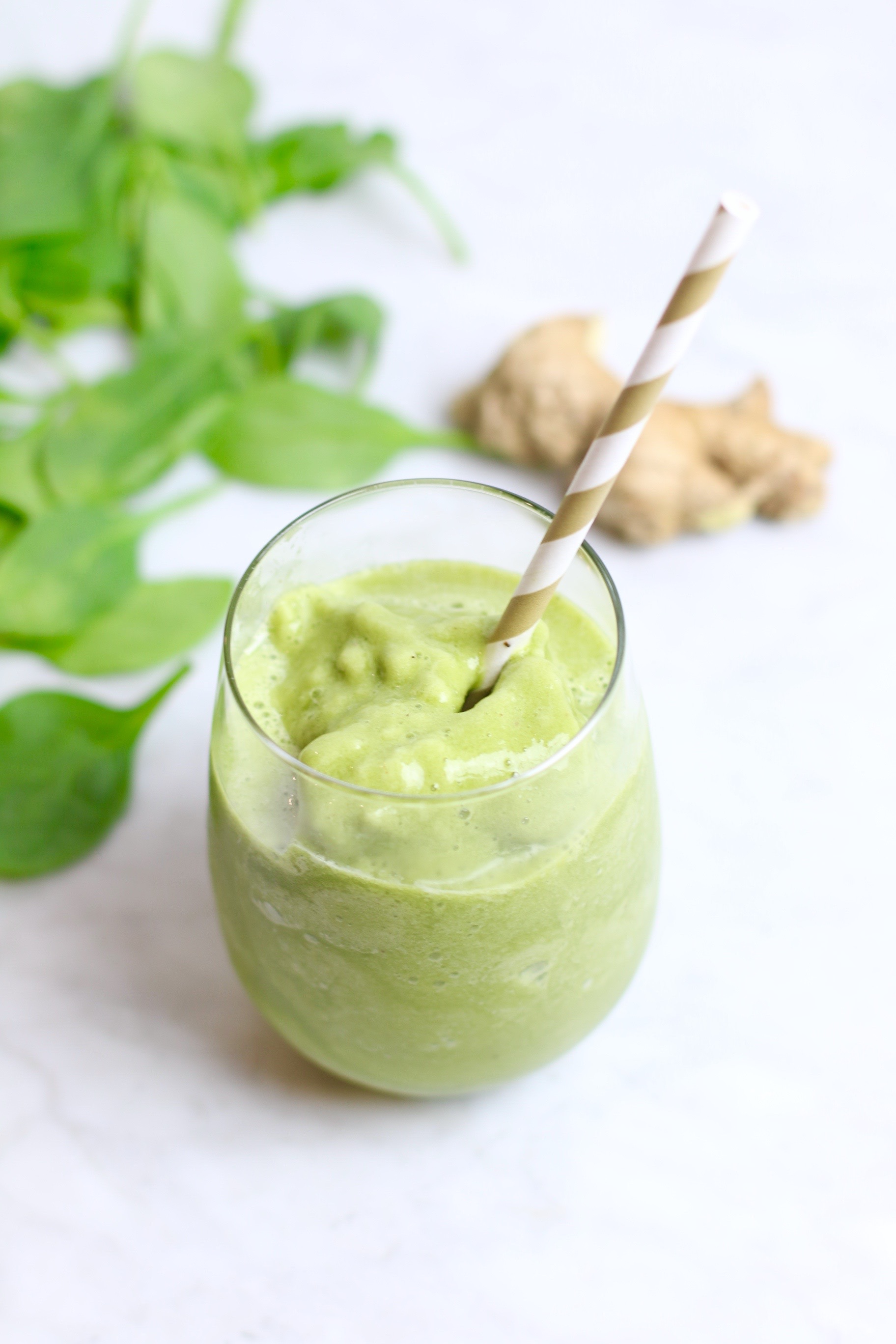green smoothie with pineapple and ginger