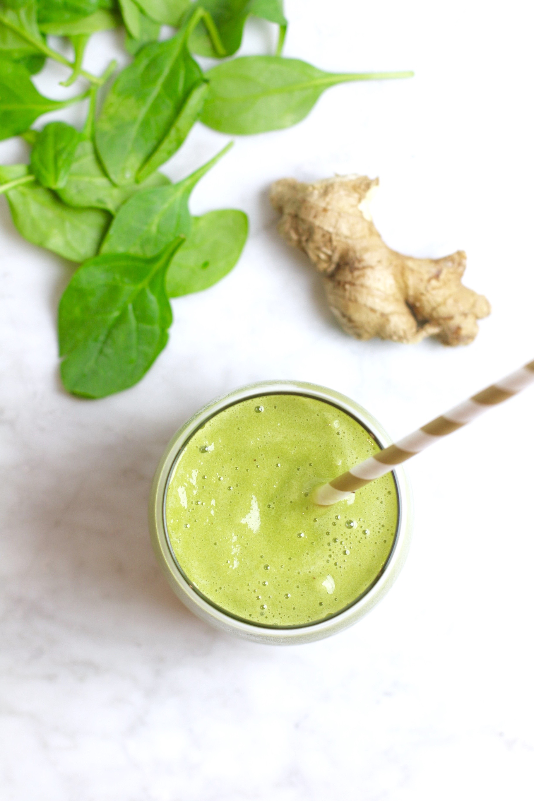 green supreme smoothie with pineapple and ginger