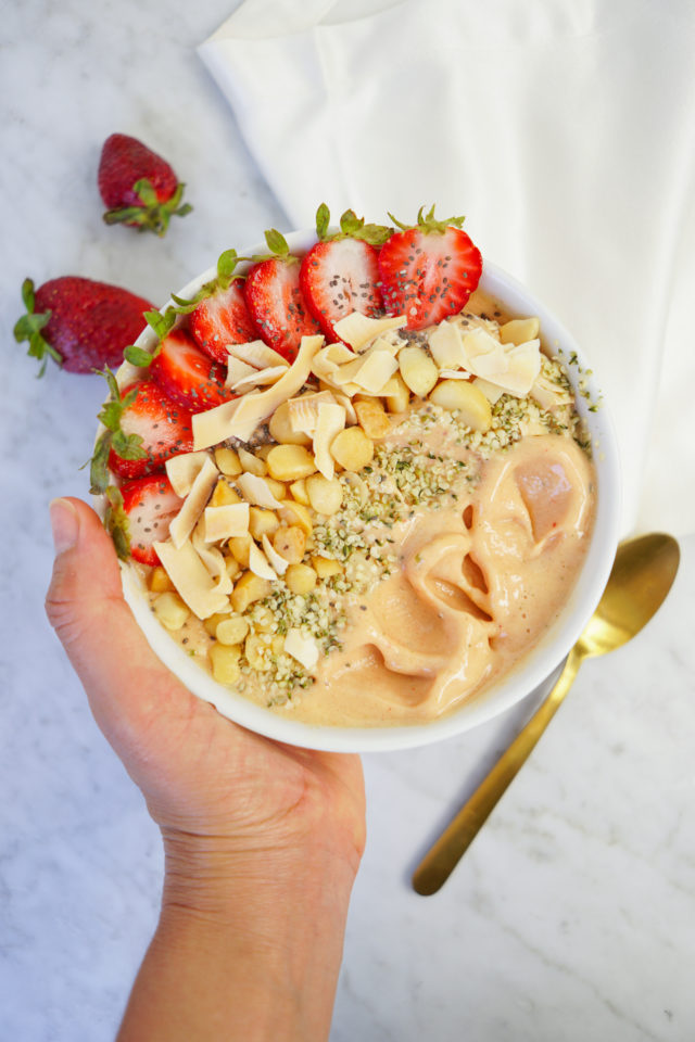 strawberry banana smoothie bowl Whitney E. RD