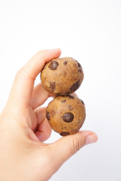 Chocolate Chip Chickpea Cookie Dough Balls
